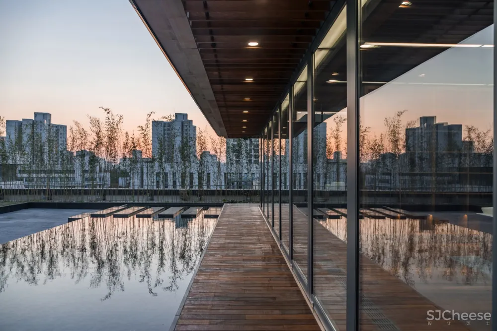 新作 | 致正建筑工作室:上海 屋上三间