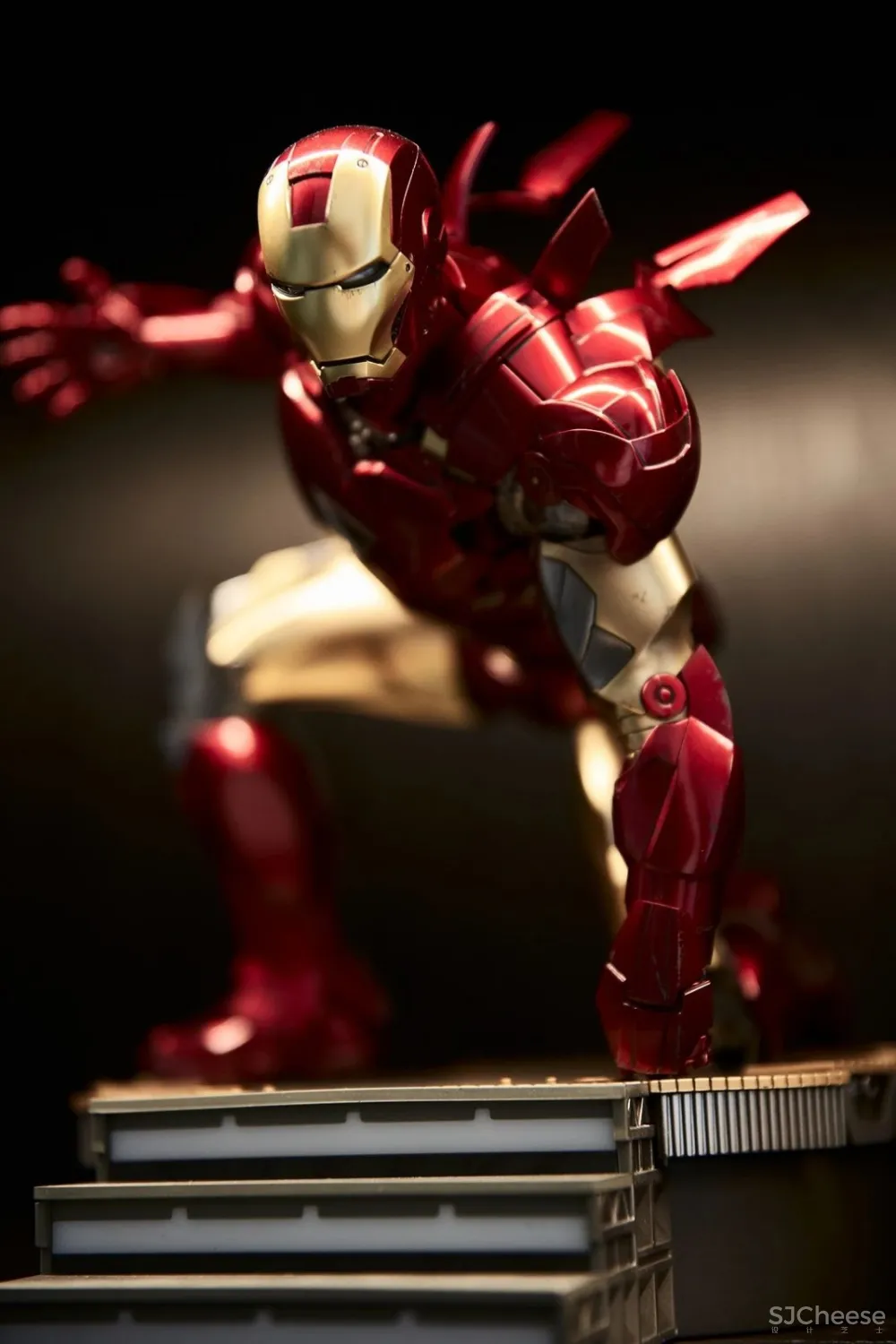 力设计 新作丨手办一面墙 江边一套房