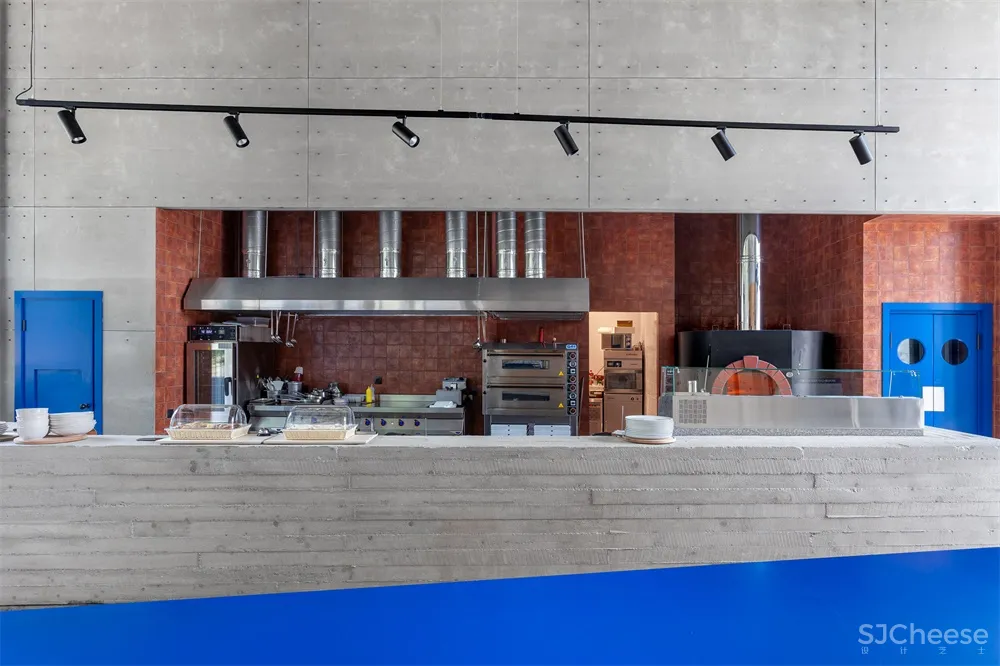 studio Mast | 莫斯科FanFood主题餐厅