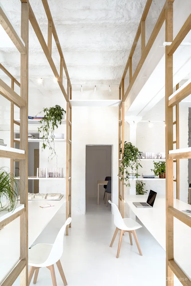 Roman Izquierdo | 巴塞罗那多学科设计工作室