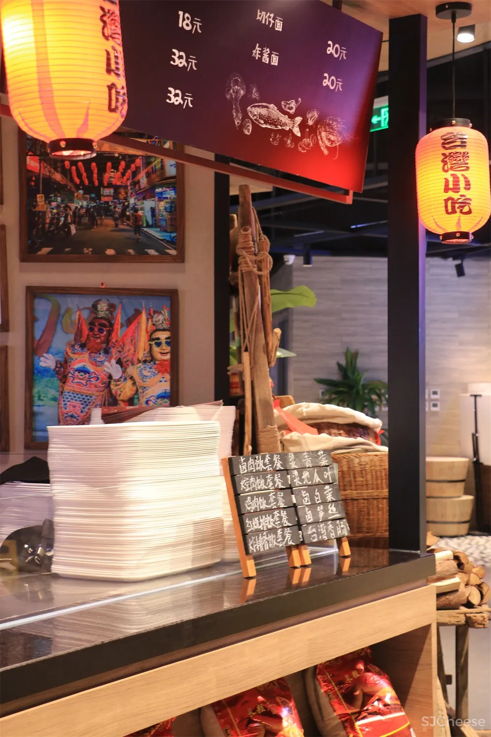 无非设计 | 上海万象城食通天发现美食广场