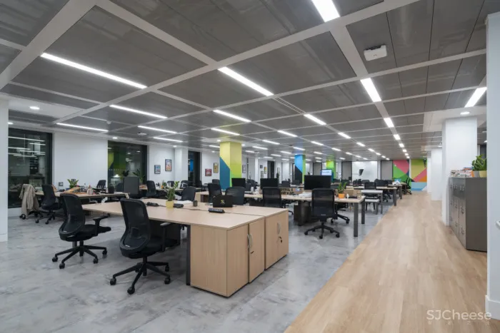 Peldon Rose | 伦敦百威集团公司办公室