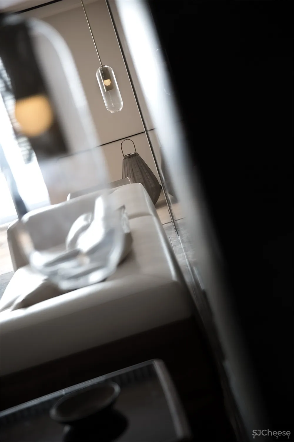 艾克建筑︱东方轻奢美学的城市住宅改造