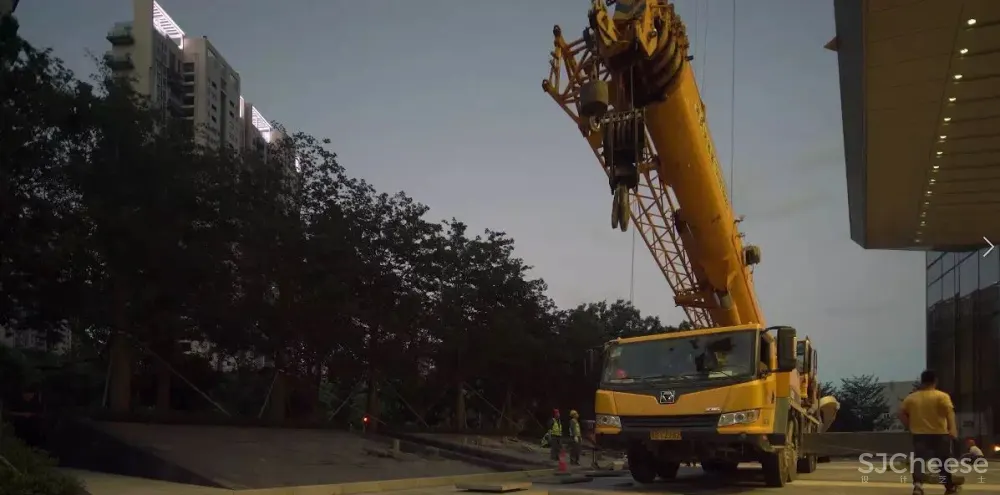 AART一间宅 | 深圳湾一号T7写字楼入口艺术品