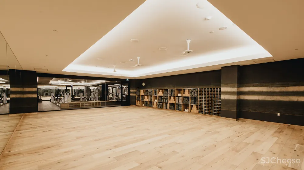 Montalba Architects | 温哥华高端健身俱乐部