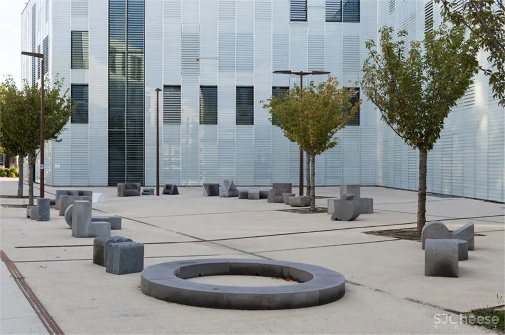 Olivier Vadrot | 普罗旺斯Orchestre字母“凳”