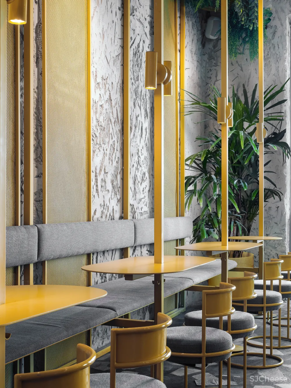 DA. Bureau | 俄罗斯POBO夏威夷美食餐厅
