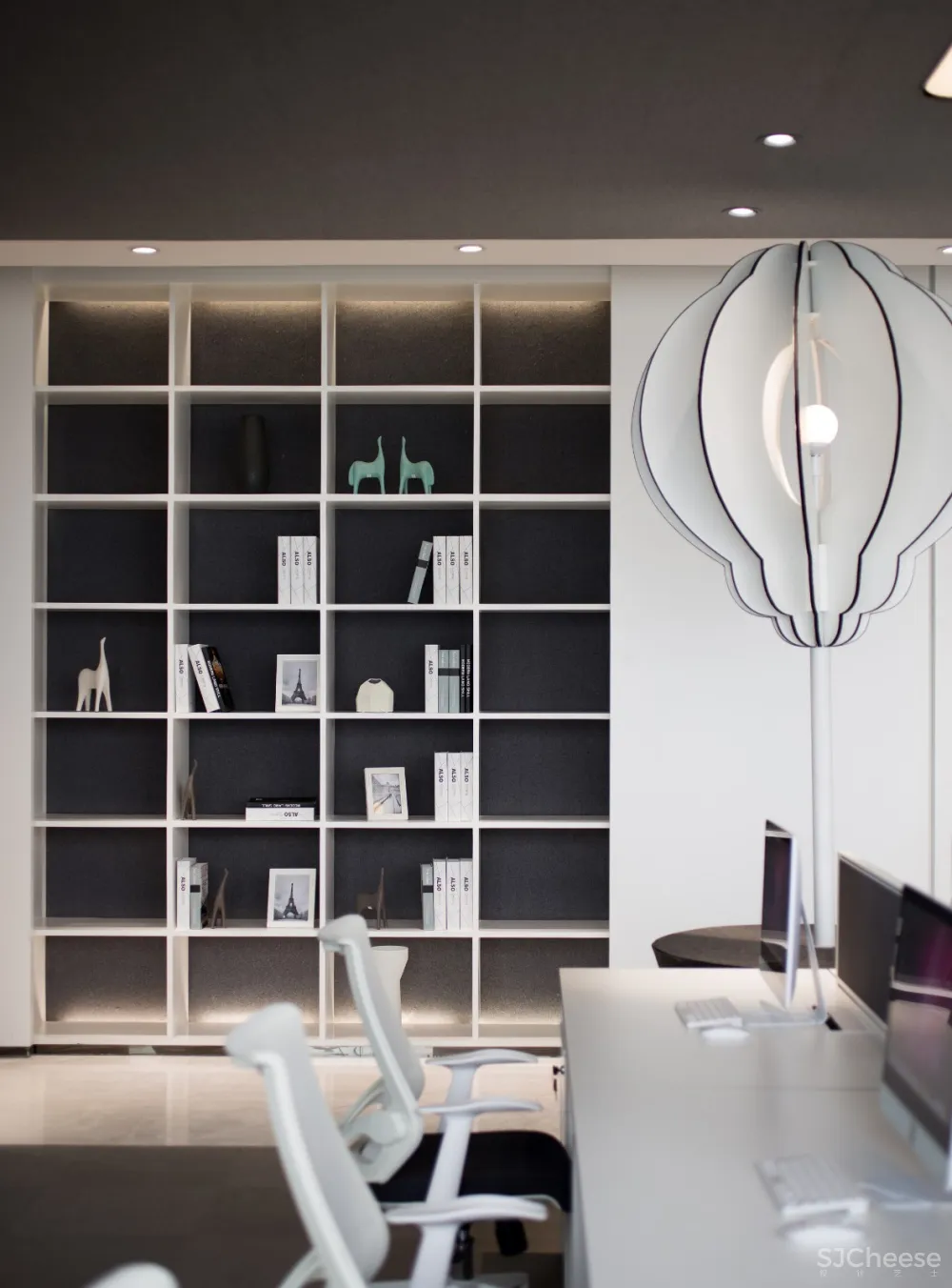 李益中设计丨重庆中海天钻:自由的艺术之家