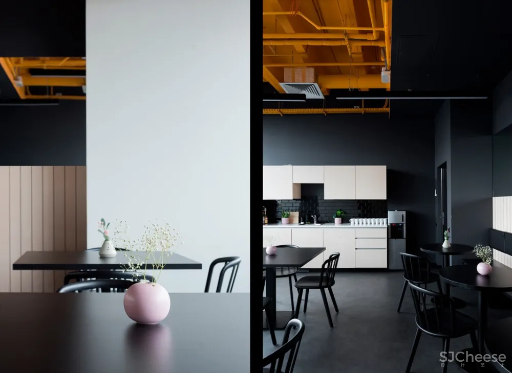 OFFCON | 莫斯科肯德基新办公室