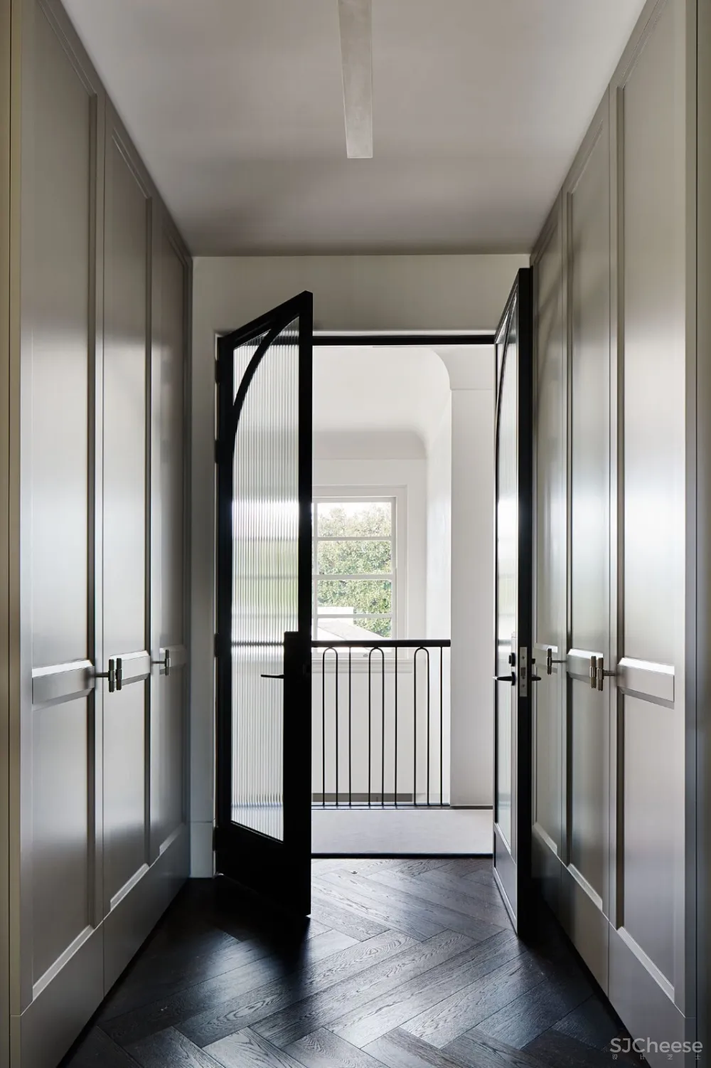 首发 | HECKER GUTHRIE:墨尔本大理石住宅