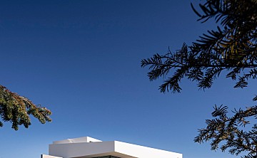 新作 | BICA Arquitectos:观山海 – 葡萄牙 Belas Clube de Campo住宅