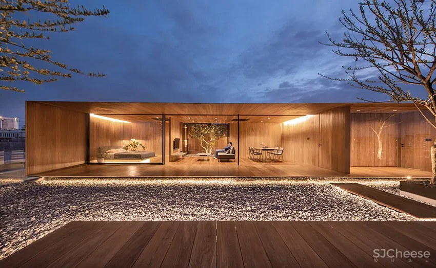 WARchitect | 曼谷天台上的无边小屋