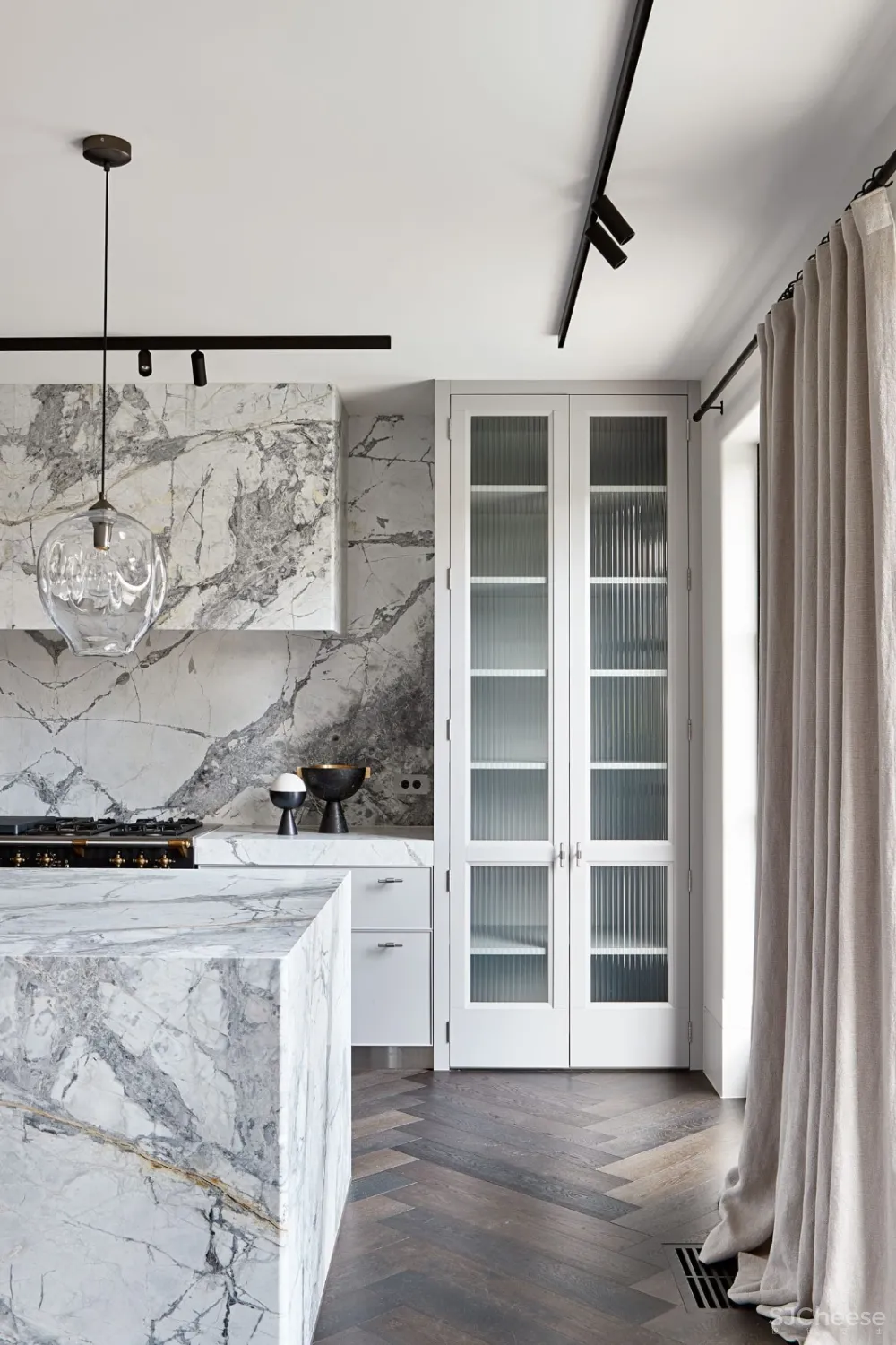 首发 | HECKER GUTHRIE:墨尔本大理石住宅