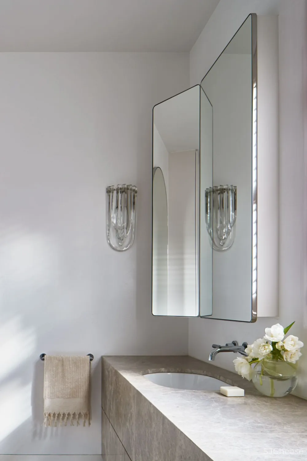 首发 | HECKER GUTHRIE:墨尔本大理石住宅