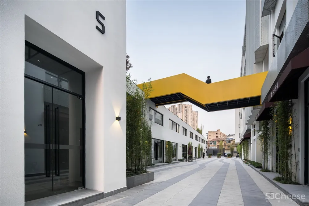 FTA建筑设计 | 上海灯芯绒厂改造-芯工创意园