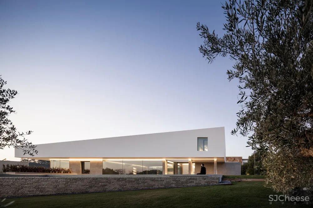 新作 | BICA Arquitectos:观山海 - 葡萄牙 Belas Clube de Campo住宅