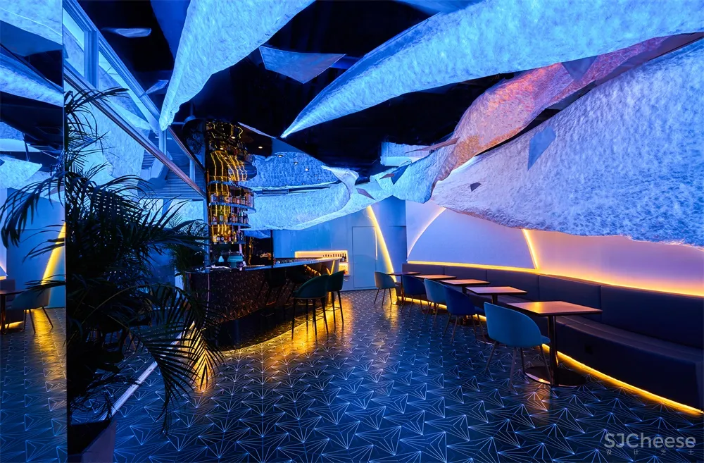 SODA Architects | 三里屯AKATOAO赤青餐厅