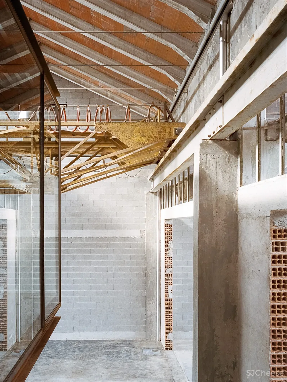 意大利旧工厂改造AMAA Architecture建筑工作室