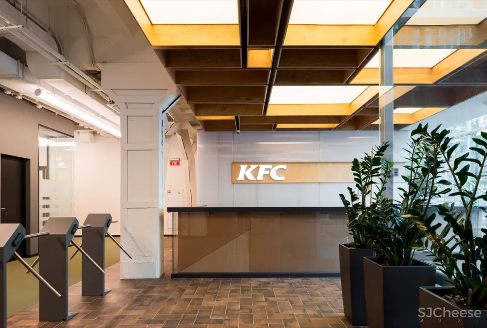 OFFCON | 莫斯科肯德基新办公室