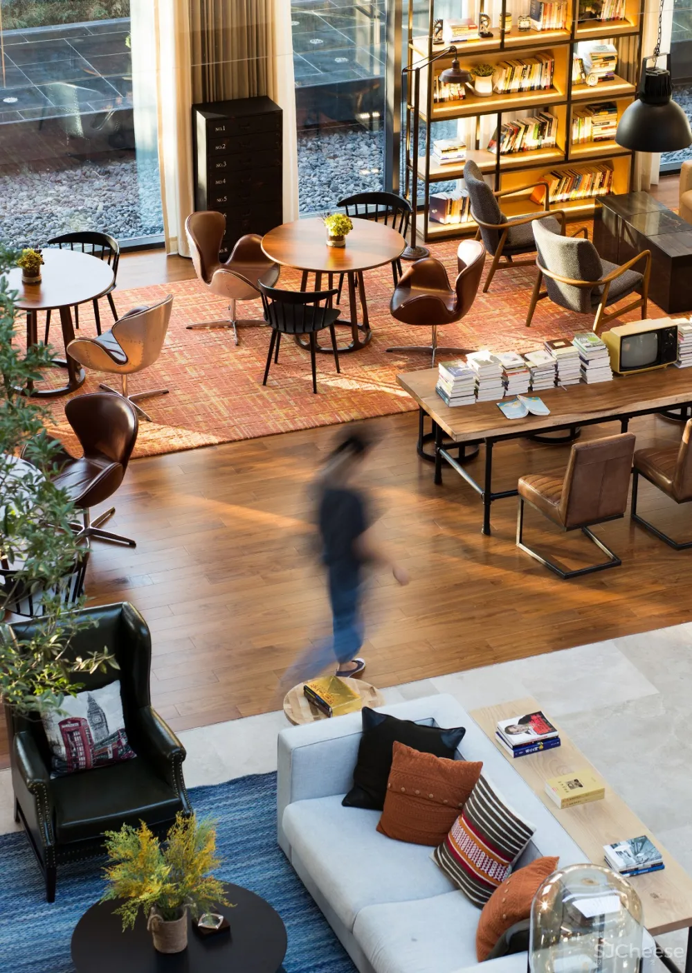 李益中设计丨重庆中海天钻:自由的艺术之家