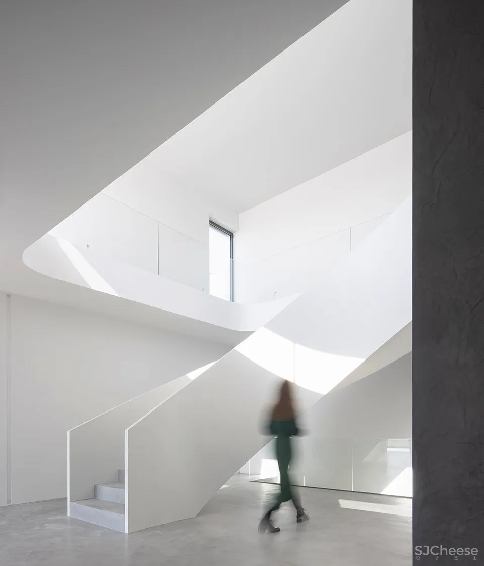 新作 | BICA Arquitectos:观山海 - 葡萄牙 Belas Clube de Campo住宅