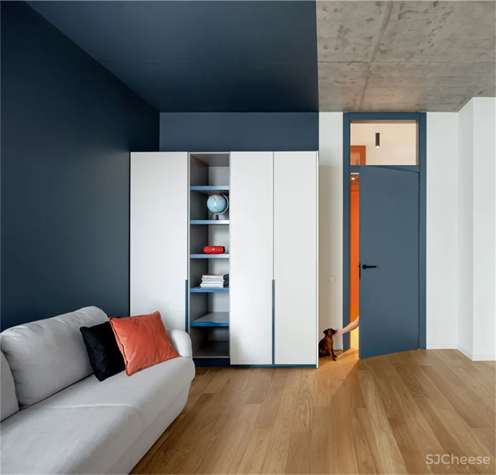 Bogdanova Buerau | 基辅两公寓改造时尚住宅