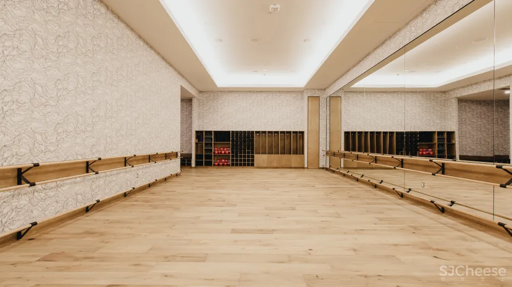 Montalba Architects | 温哥华高端健身俱乐部