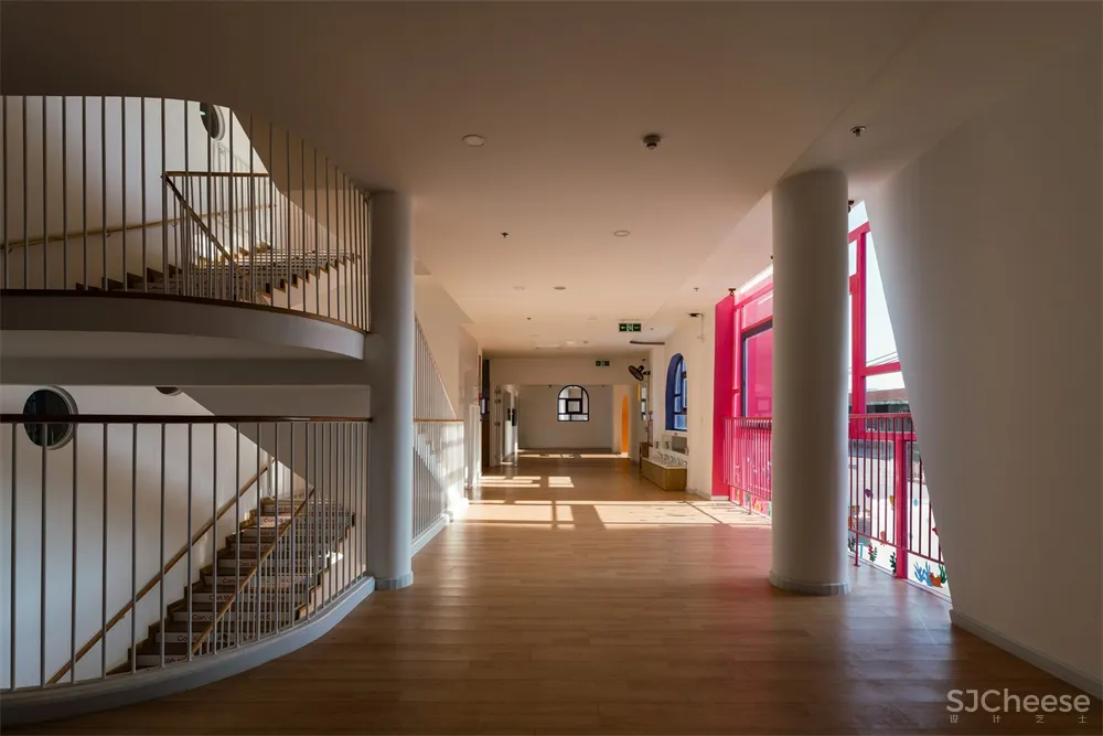 KIENTRUC O | 越南TTC西贡精英幼儿园