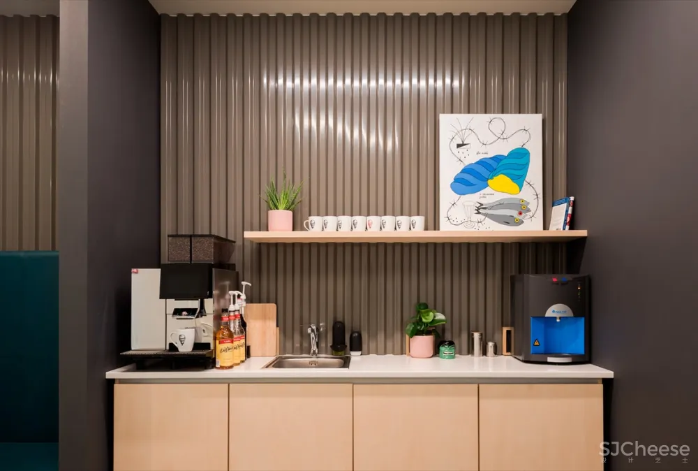 OFFCON | 莫斯科肯德基新办公室