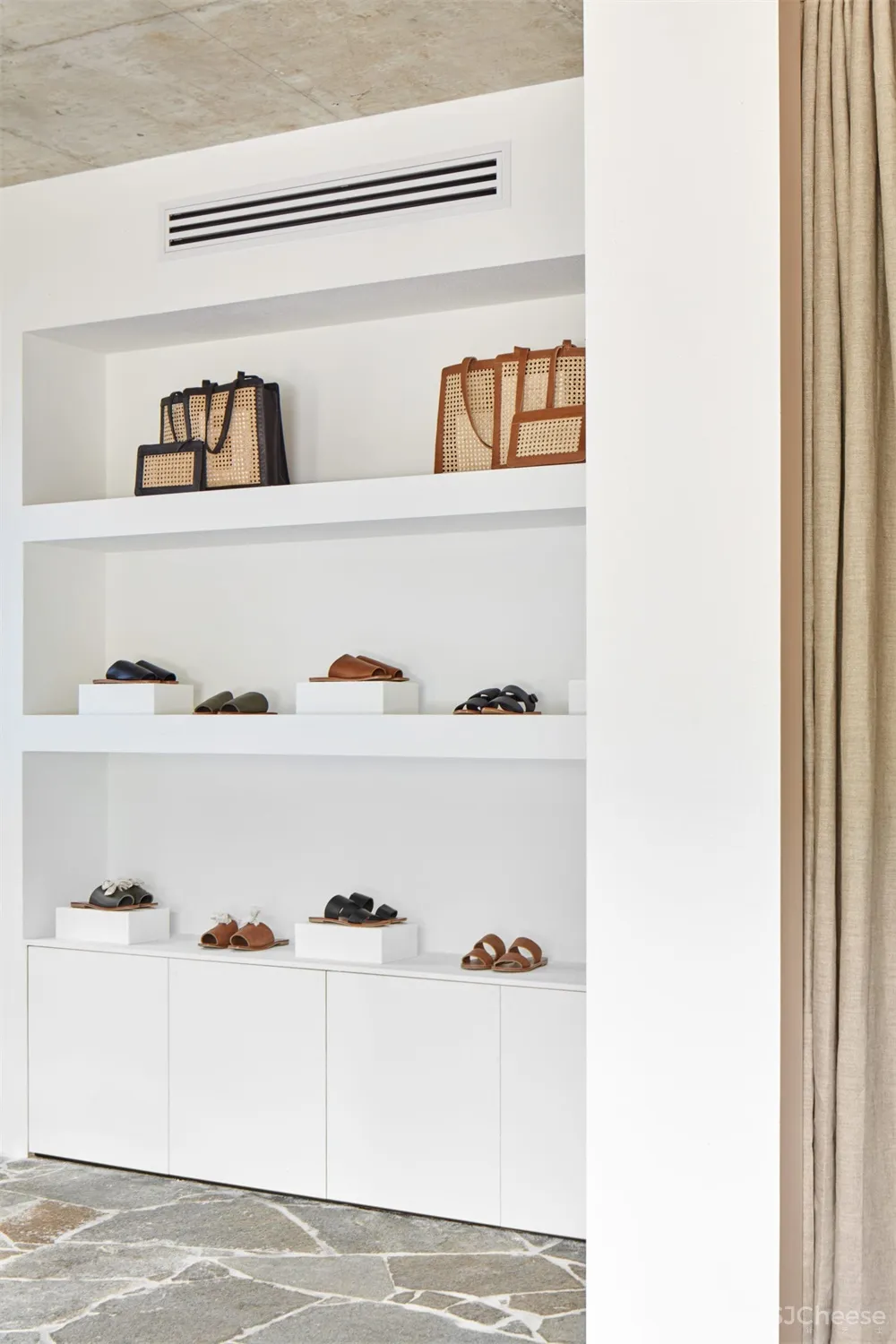 WE ARE TRIIBE | 布里斯班St. Agni精品店