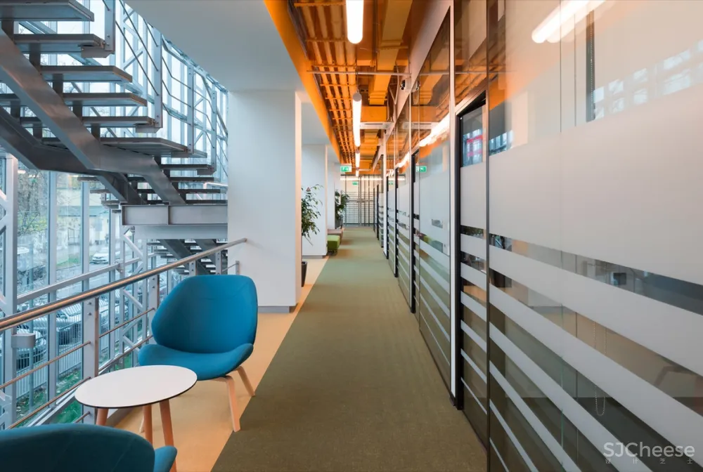 OFFCON | 莫斯科肯德基新办公室