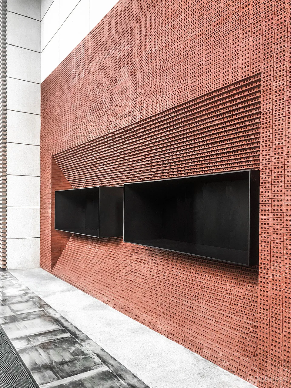 GEOM design | 广州珠江新城jpg coffee