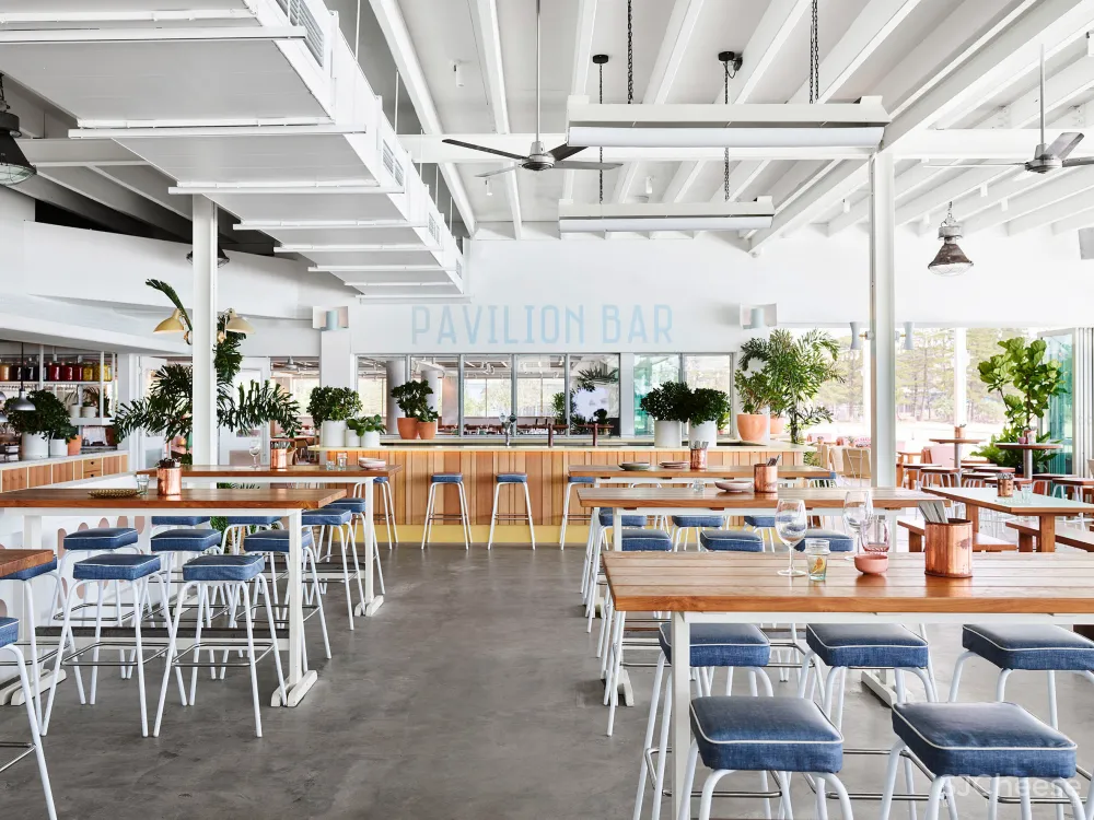 Alexander & CO | 黄金海岸的悠闲怀旧之旅