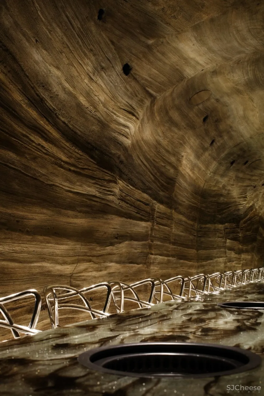 Ryoji Iedokoro建筑事务所,日本Nikunotoriko餐厅