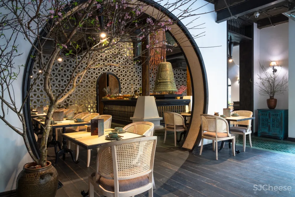 首发 | 越南Le House设计,Sadhu Restaurant