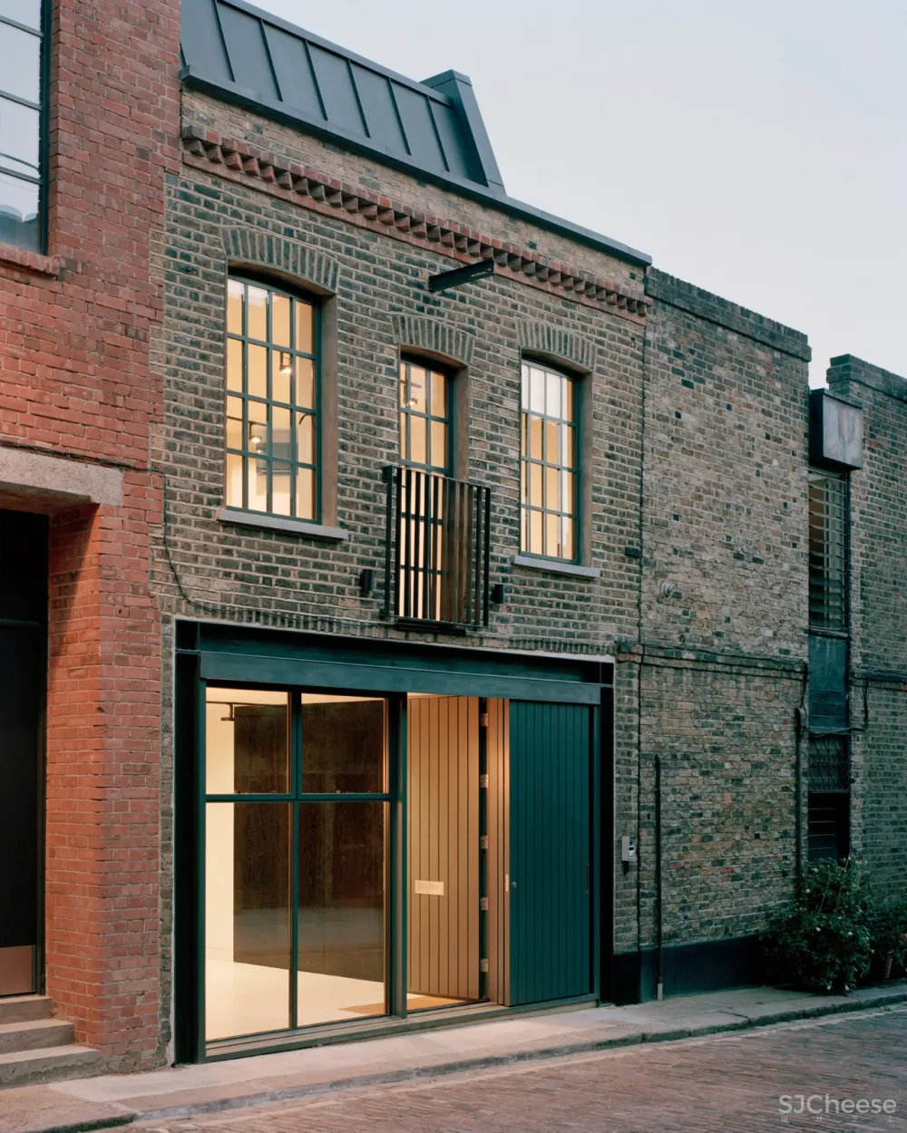 首发 | Tasou Associates将废弃的伦敦仓库改造成办公室