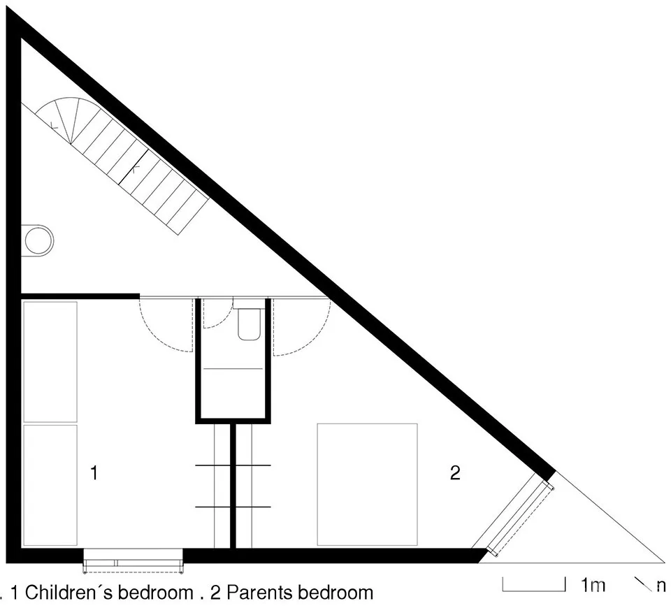 三角形住宅,里斯本 / STUDIO_LPP 
<span style="position: relative; bottom: 2px; display: inline-block; vertical-align: middle; margin-left: 8px; width: 20px; height: 20px; background: #ffd914; text-align: center; font-size: 14px; border-radius: 3px;">首</span>