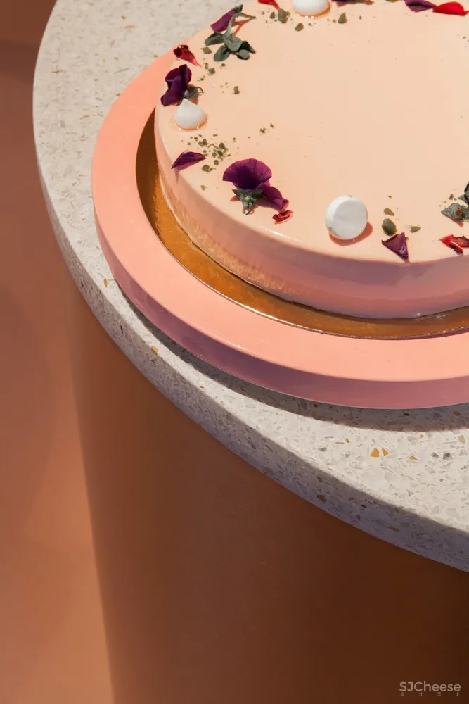 首发 | WeWantMore:Mooy 化妆品店