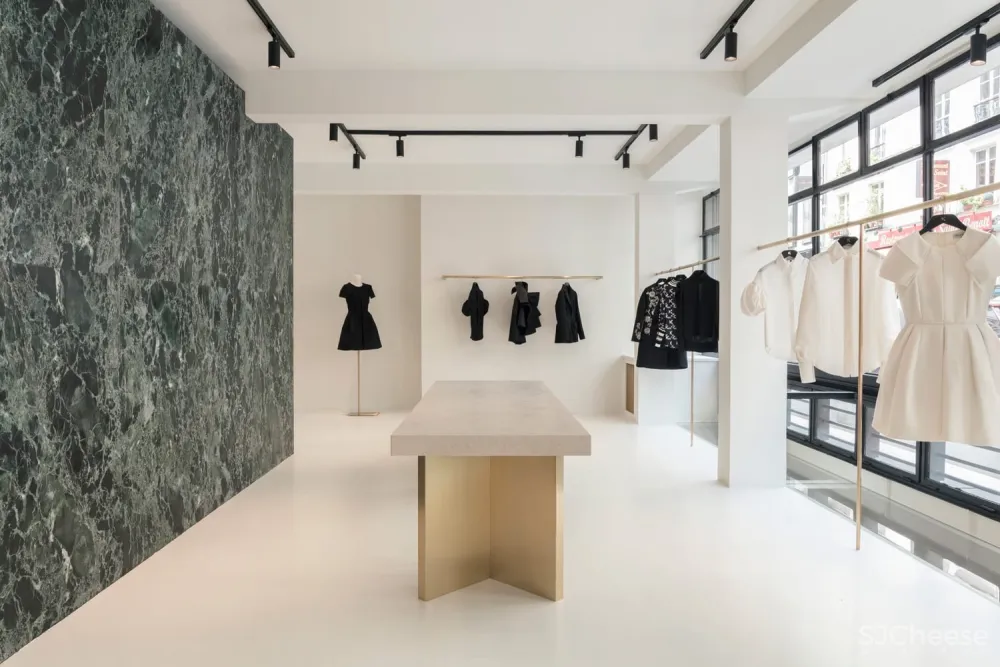 首发 | BERNARD DUBOIS设计,FIRST巴黎时装店