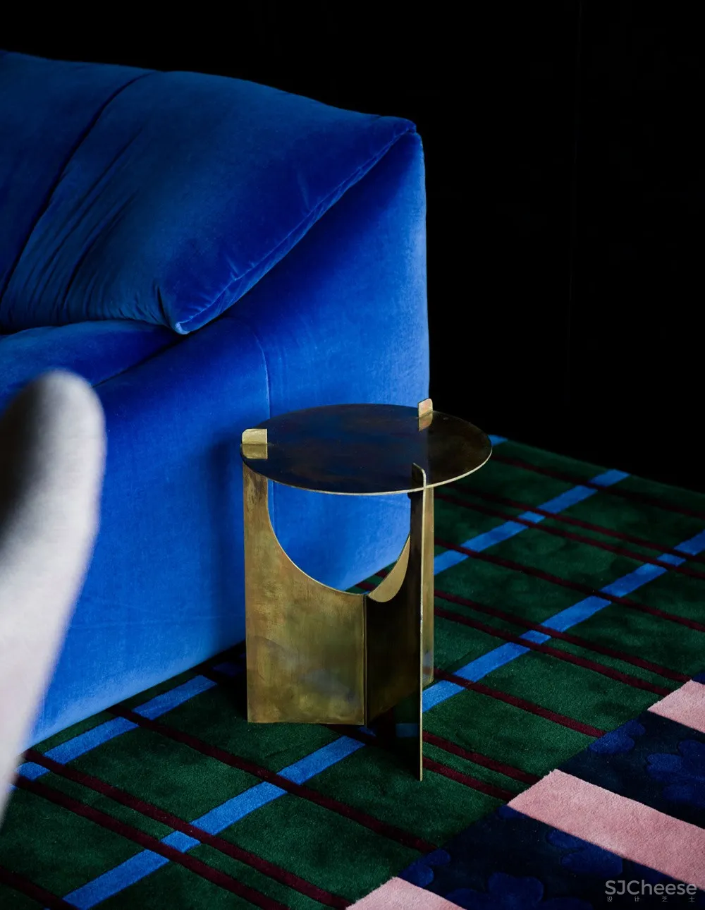 首发 | 建筑师Murray Barke与Lauren Bamford,一座摄影师的简约住宅 
<span style="position: relative; bottom: 2px; display: inline-block; vertical-align: middle; margin-left: 8px; width: 20px; height: 20px; background: #ffd914; text-align: center; font-size: 14px; border-radius: 3px;">首</span>