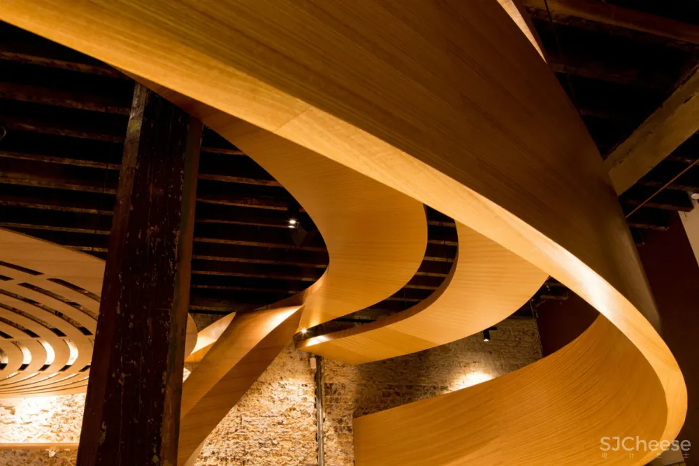 Enter Projects设计,LOT 1 咖啡, 酒吧和餐厅