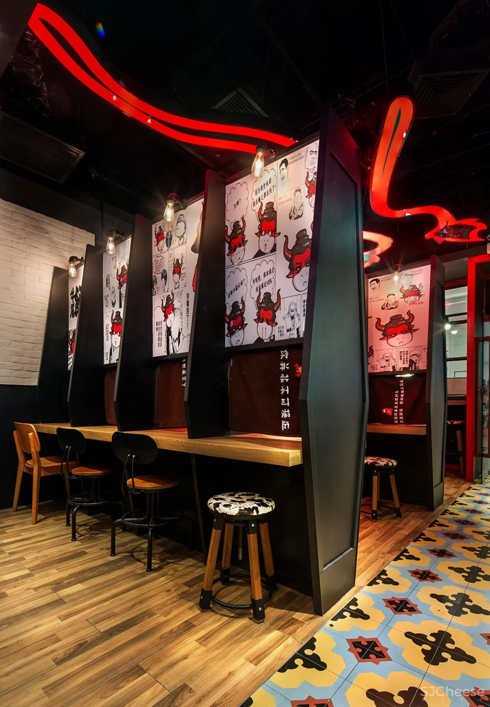 餐饮空间设计【艺鼎设计】东区牛尾饭,一家意想不到的餐厅