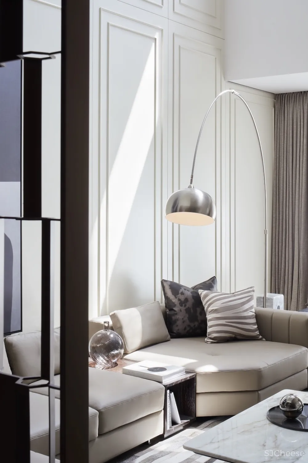 壹舍方磊新作 | 天津遇上波士顿:优雅又时髦的现代摩登风范 
<span style="position: relative; bottom: 2px; display: inline-block; vertical-align: middle; margin-left: 8px; width: 20px; height: 20px; background: #ffd914; text-align: center; font-size: 14px; border-radius: 3px;">首</span>