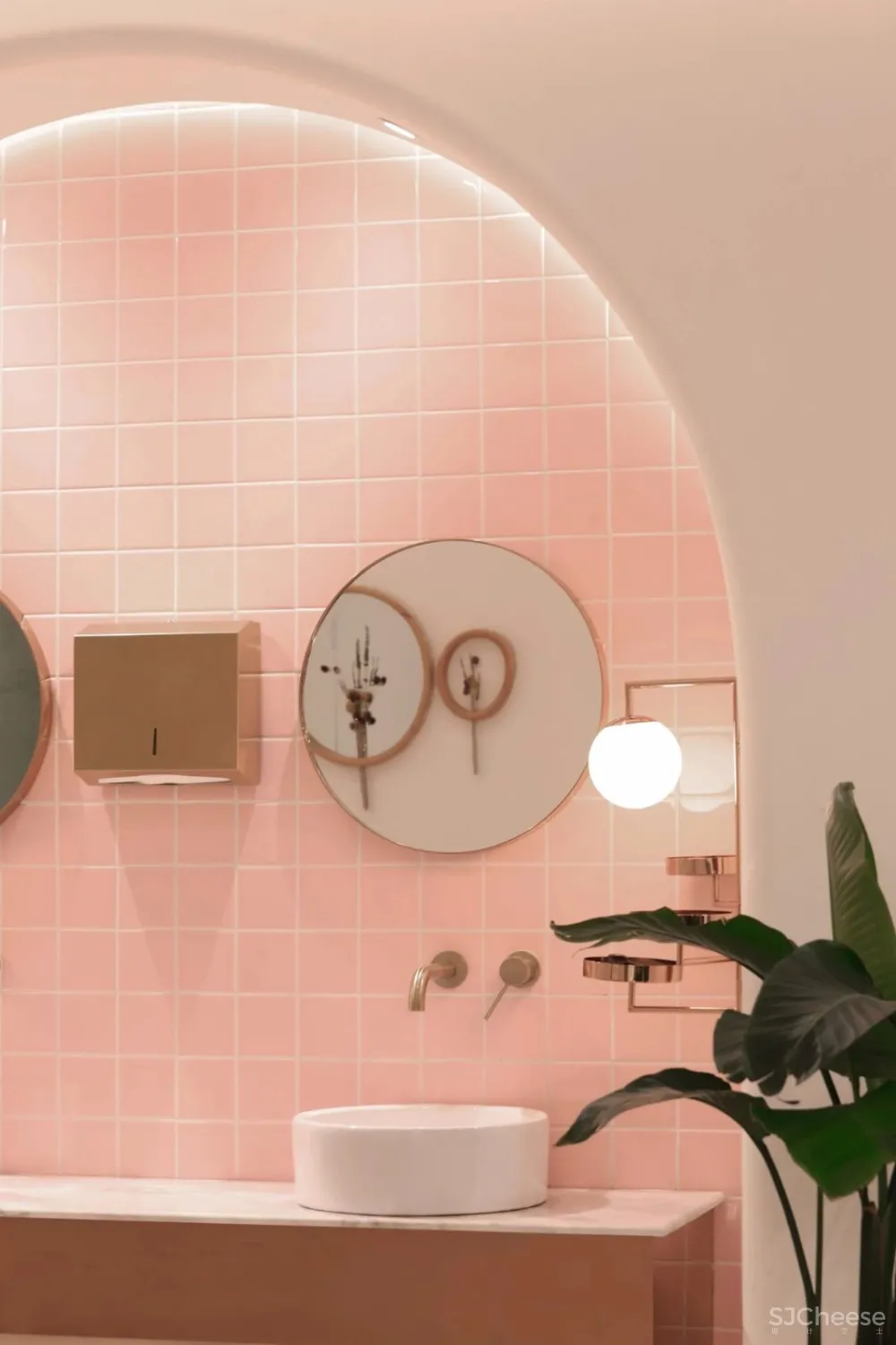 容德医馆：自然原色的本草宣言