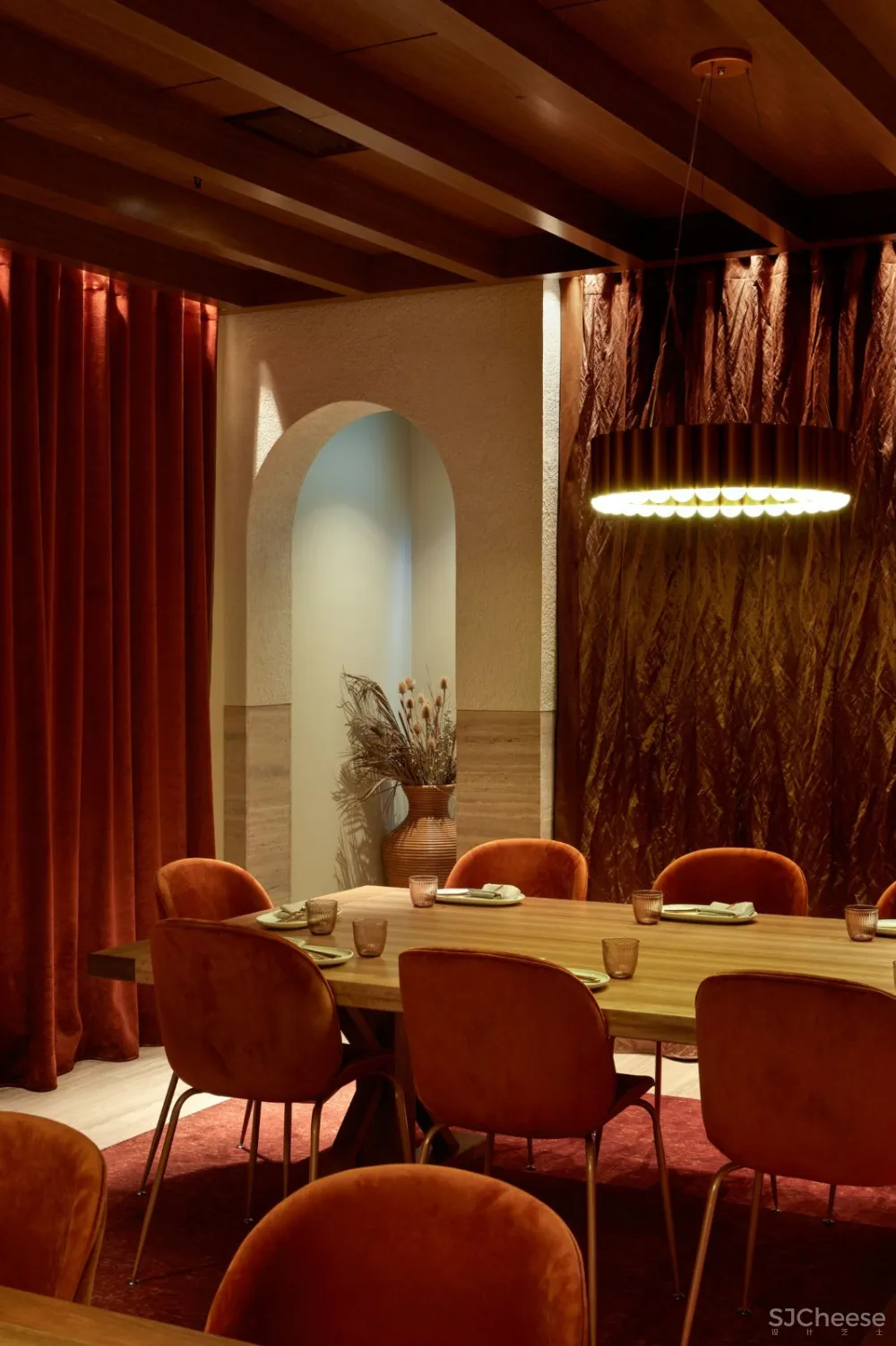 首发 | HOGG & LAMB设计,悉尼韦斯特菲尔德的巴比伦餐厅