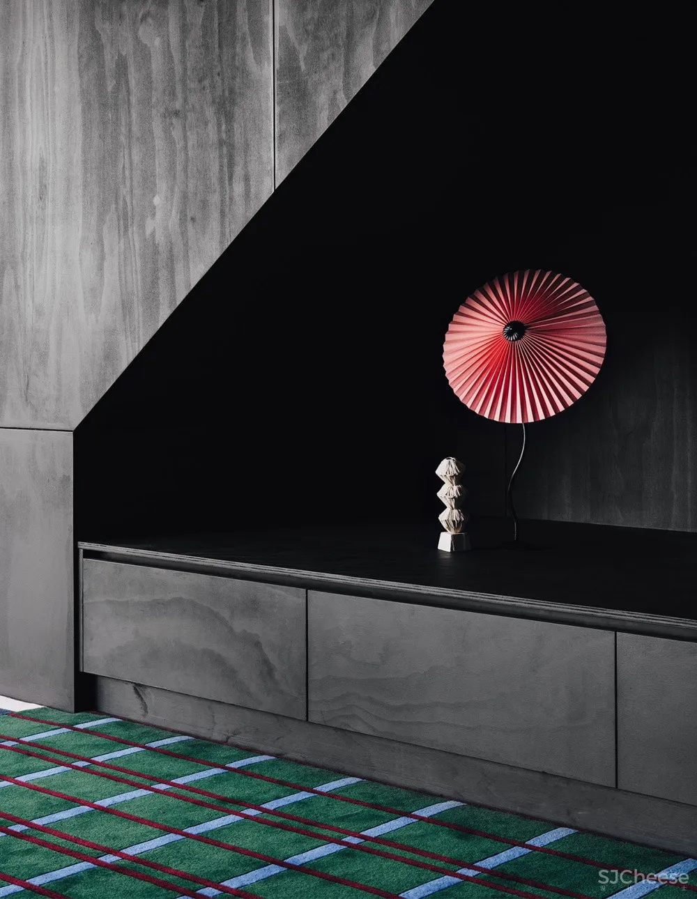 首发 | 建筑师Murray Barke与Lauren Bamford,一座摄影师的简约住宅 
<span style="position: relative; bottom: 2px; display: inline-block; vertical-align: middle; margin-left: 8px; width: 20px; height: 20px; background: #ffd914; text-align: center; font-size: 14px; border-radius: 3px;">首</span>