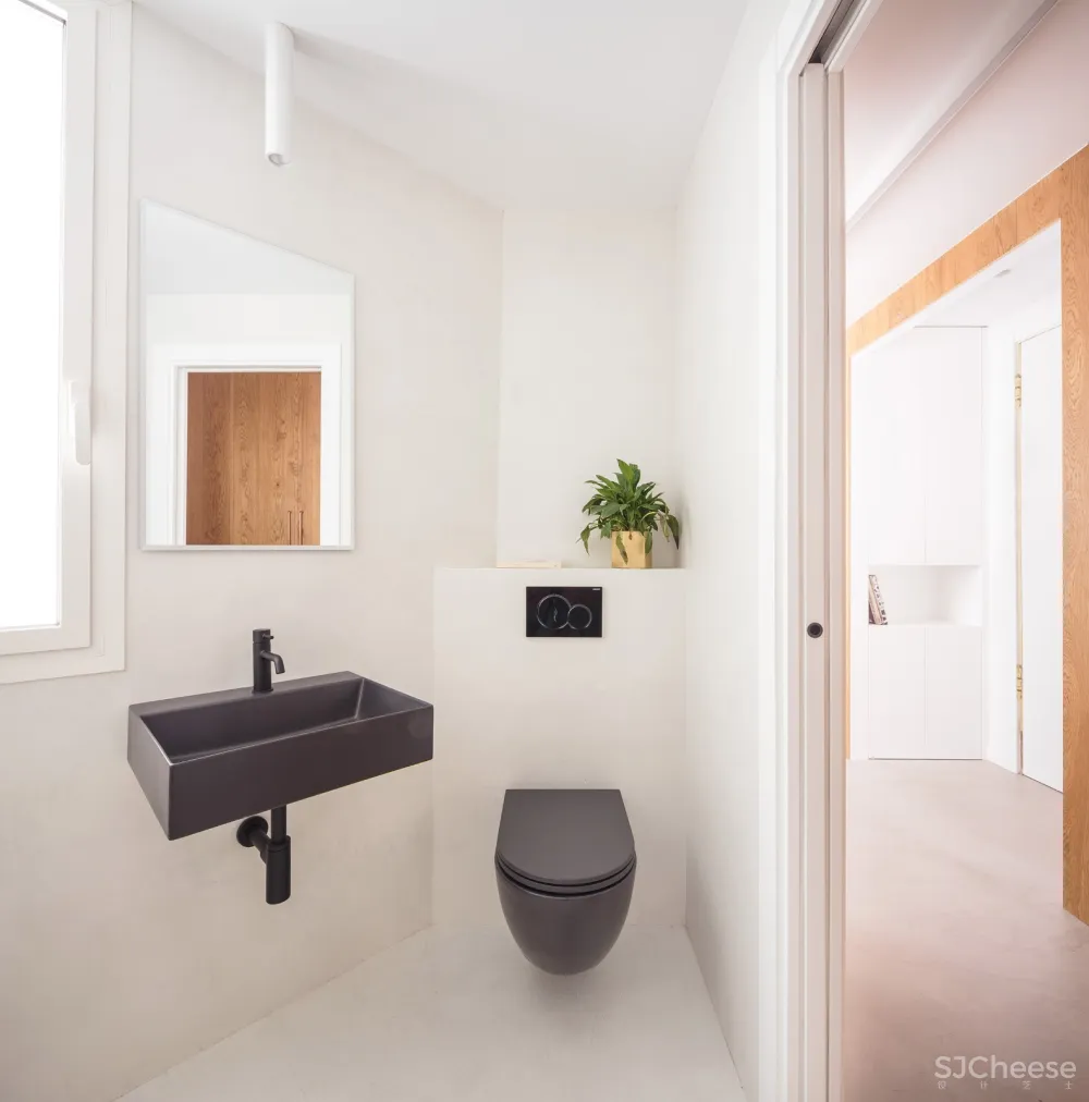 首发 | Raúl Sanchez建筑师剥离巴塞罗那公寓,展示建筑细节