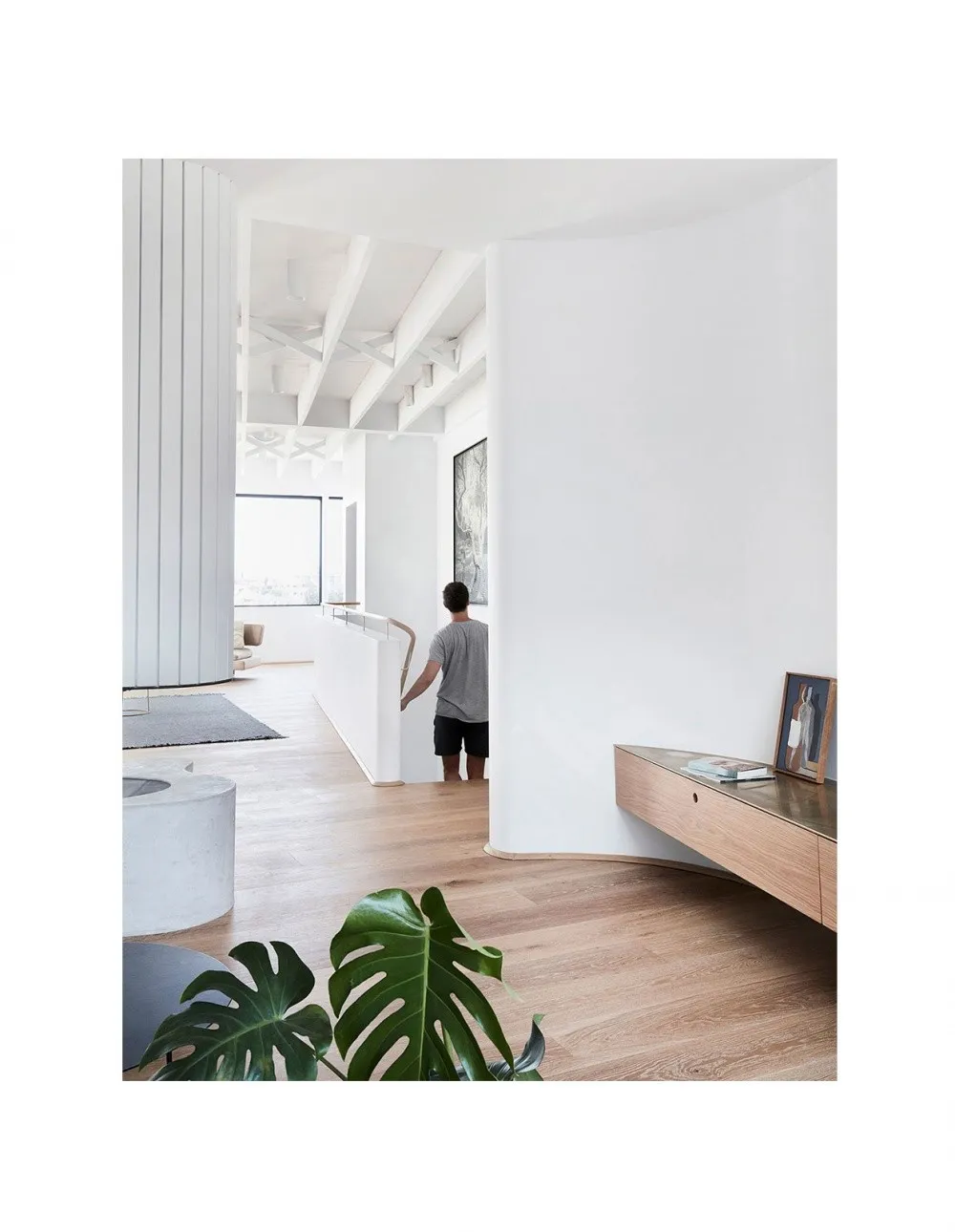 国外住宅 | Luigi Rosselli建筑事务所,海滨混凝土“t型”房屋