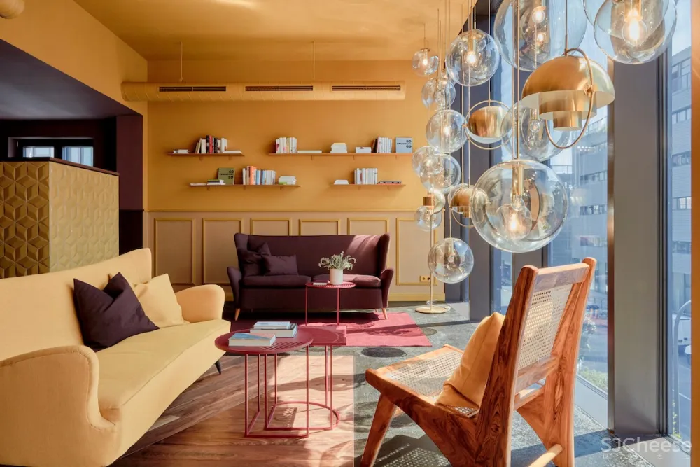 首发 | 法兰克福的Lindley Lindenberg酒店:装饰艺术变得柔和