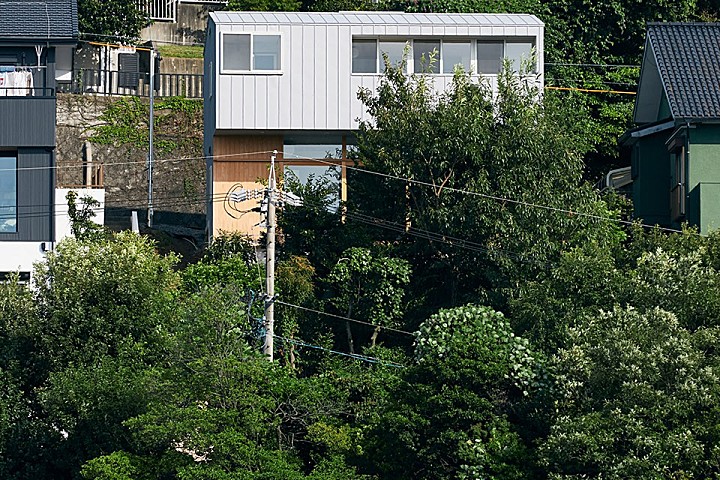 新作 | 三平台住宅,日本 / ihrmk 
<span style="position: relative; bottom: 2px; display: inline-block; vertical-align: middle; margin-left: 8px; width: 20px; height: 20px; background: #ffd914; text-align: center; font-size: 14px; border-radius: 3px;">首</span>